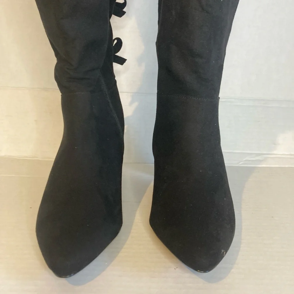 Fashion Nova Elegant Black Knee-High Women Stylish Boots 7W